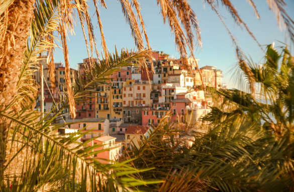 https://commons.wikimedia.org/wiki/File:Manarola_Town_Cinque_Terre.jpg Creative Commons Attribution-Share Alike 4.0 International